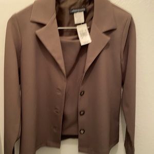 2 piece skirt and jacket set - never worn